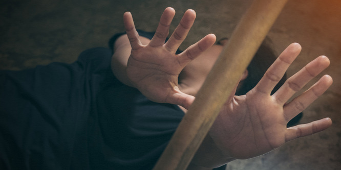 Újra rendel a fóti verekedős orvos: így fogadták a betegek a visszatérését