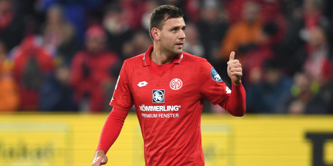 Kiderült, hogy miért rúgták ki Szalai Ádámot a Mainztól