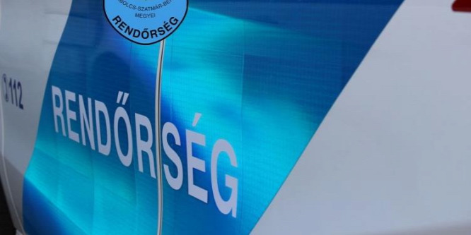 Három gyerek sérült meg egy budapesti balesetben
