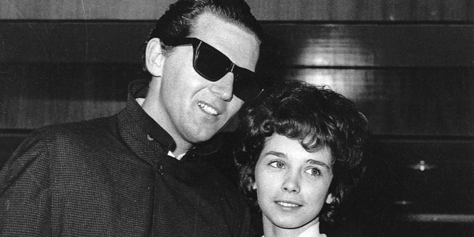 Rocksztárok őrült titkai: lónyugtató ütötte ki koncert közben a The Who dobosát