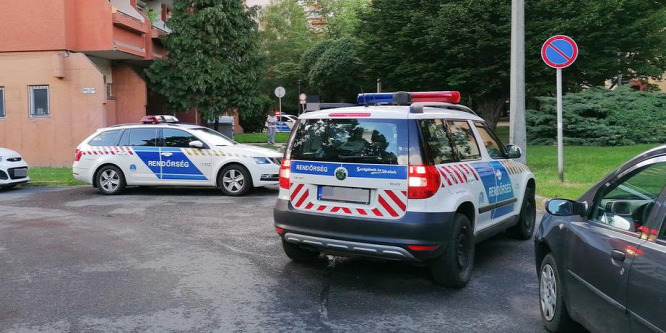 Lezuhant a negyedikről és meghalt egy férfi Szombathelyen