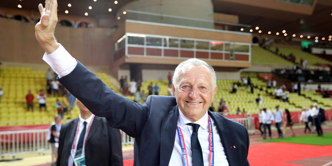 A Lyon elnöke még mindig nem adta föl, hogy a pályán érjen véget a francia bajnokság