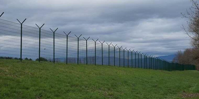 Görögország határkerítést épít a migránshullám miatt a török határra