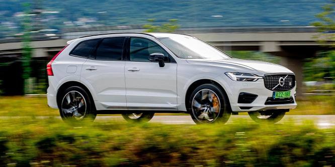 Néma környezetvéd, ami egy pillanat alatt vadállattá válik - Volvo XC60 Polestar Engineered-teszt