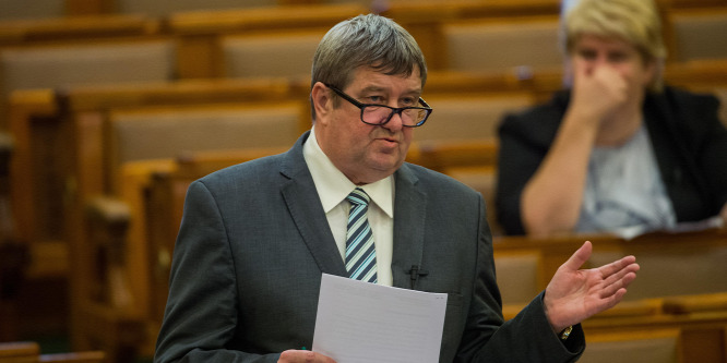 Tállai András: Minden tekintetben megerősödött és válságálló Magyarország.