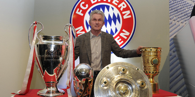 Egy edző, akit oda kellett volna láncolni a Bayern München kispadjához