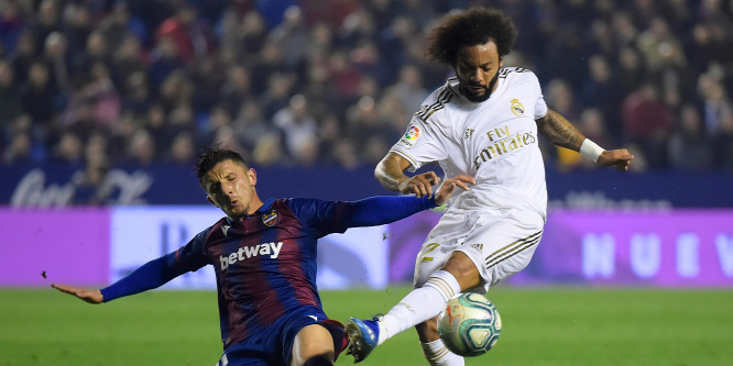 Pályán a Sevilla és a Levante is a La Ligában