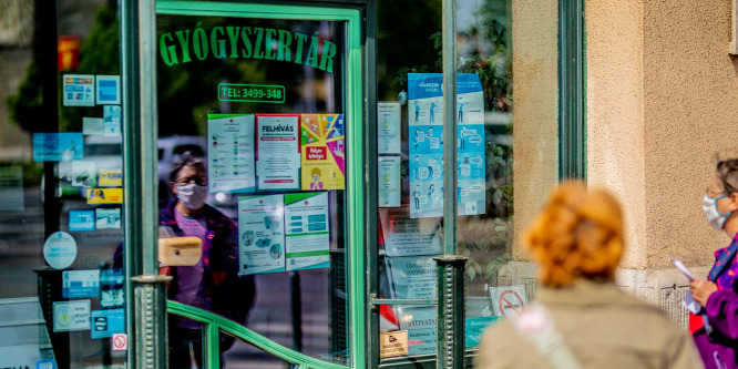 Kevesebbet költöttünk a gyógyszertárakban