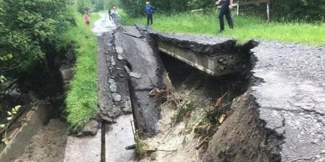 Özönvíz sújtotta Kárpátalja több települését is - videó