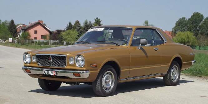 Nem fénylett, pedig arany volt -Toyota Cressida Coupe (1977) veteránteszt