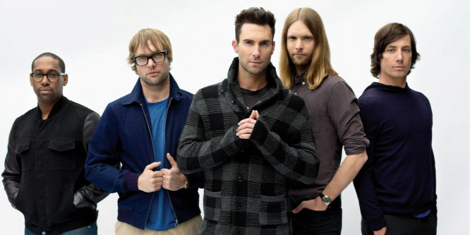 Kilép a Maroon 5-ból a bűncselekménnyel vádolt Mickey Madden