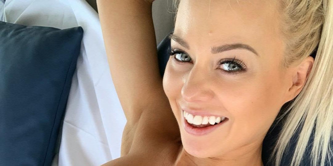 Megszületett Kiss Virág, bikinimodell első gyermeke - Fotó