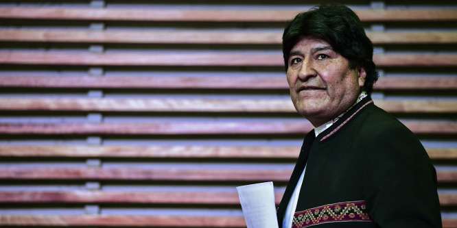 Terrorizmus miatt vádat emeltek Evo Morales volt bolíviai elnök ellen