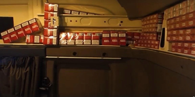 18 ezer doboz zárjegy nélküli cigarettával üzletelt a kecskeméti banda