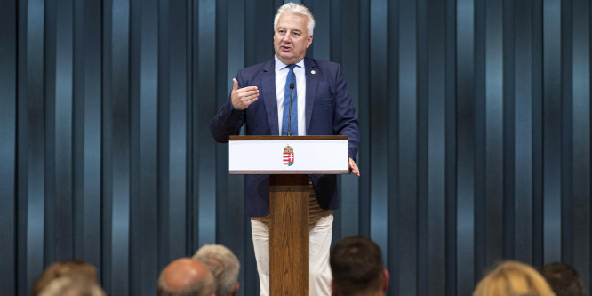 Semjén Zsolt: Pótolhatatlan a karitatív szervezetek tevékenysége