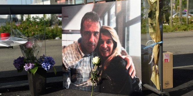 Meghalt a francia buszsofőr, aki nem engedett felszállni egy maszk nélküli társaságot