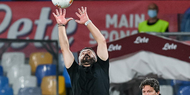 Hihetetlen, milyen rugói vannak a Gennaro Gattusónak - videó