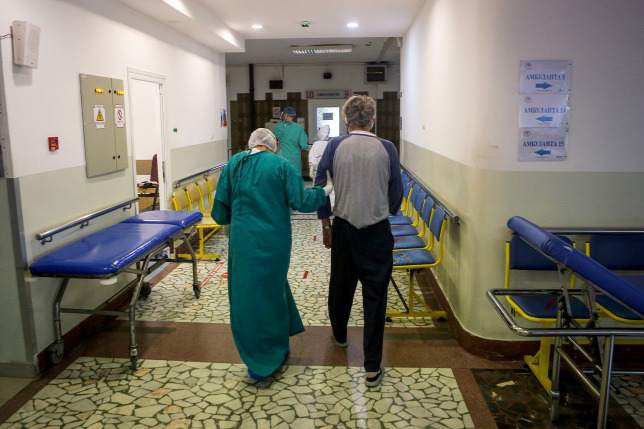 Minden kórház megtelt a koronavírus miatt Koszovóban Minden kórház megtelt a koronavírus miatt Koszovóban