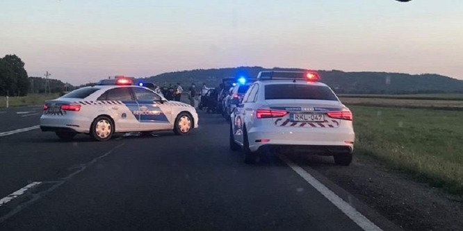 Több mint száz rendőr csapott le bűnözőkre Tolnában - videó