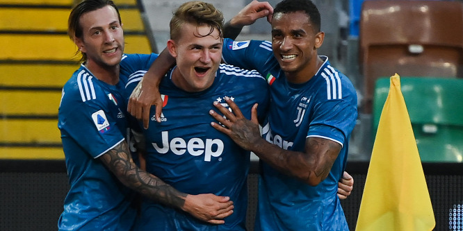 Megműtötték a Juventus védőjét