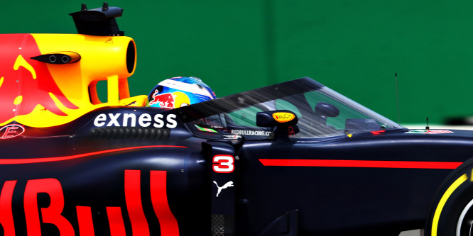 Leclerc volt csapattársa az F1-ben is bevezetné az életét megóvó megoldást