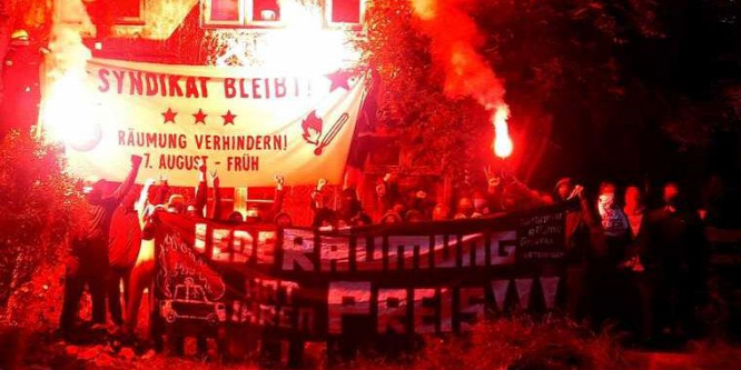 Felszámolták a Neuköllnt rettegésben tartó radikális baloldal bázisát – videó