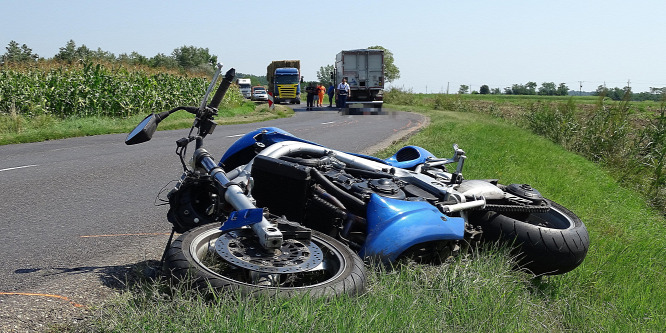 Meghalt egy motoros Kiskunfélegyháza és Tiszaalpár között