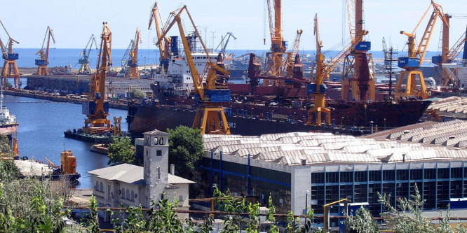 Több mint 8000 tonna ammónium-nitrátot foglalt le a román rendőrség