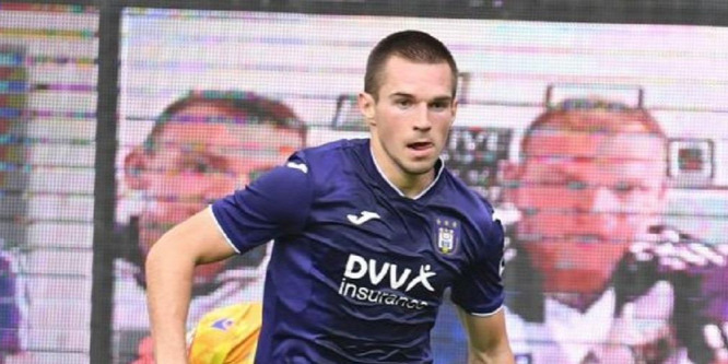 Fantasztikus szólógólt lőtt az Anderlecht focistája - videó