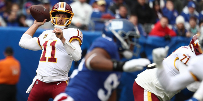 Több életmentő műtét után újra játszhat az NFL-sztár
