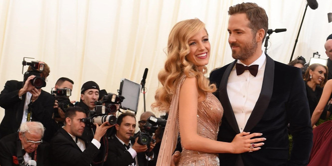 Blake Lively megmutatta szerelmével, Ryan Reynolds-szal közös pazar hálószobáját