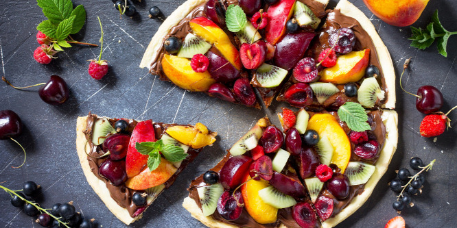 Így készítsünk desszertpizzát, ha le akarjuk nyűgözni a vendégeket