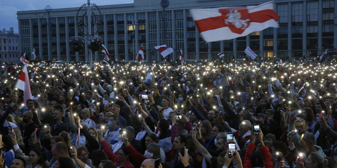 Fehéroroszországban visszavonták több külföldi médium újságíróinak engedélyét