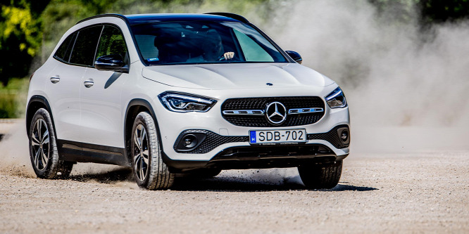 Többé nem blöfföl a legkisebb terep-Mercedes - Mercedes-Benz GLA 200d-teszt