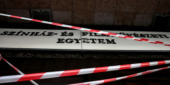 Egymással is veszekednek a Színművészeti eddigi vezetői, a baloldali háttéremberek megpróbálják megakadályozni a tanévkezdést