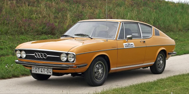 Így kell szorgalmi feladatként olaszos kupét tervezni - Audi 100 Coupe S veteránteszt