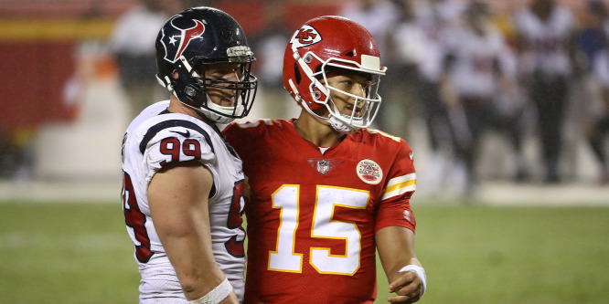 Új csapatba került az NFL egyik legjobb védője
