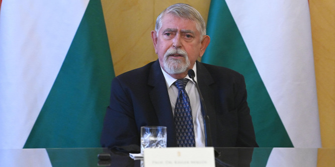 Kásler Miklós: Van elég kórházi ágy, van elég intenzív terápiás ágy, van elég szakszemélyzet