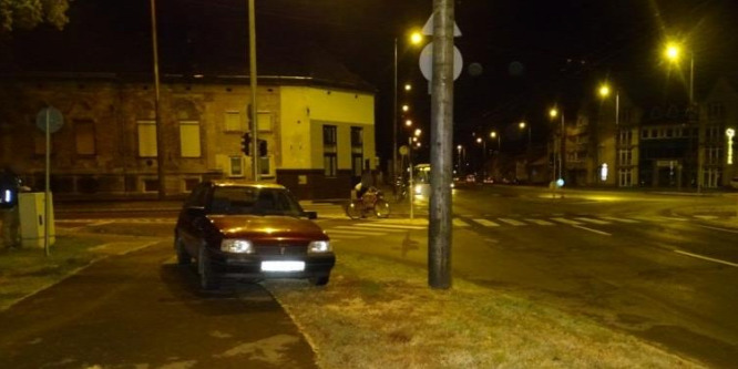 Részegen ellopták ismerősük autóját, majd jogosítvány nélkül vezették