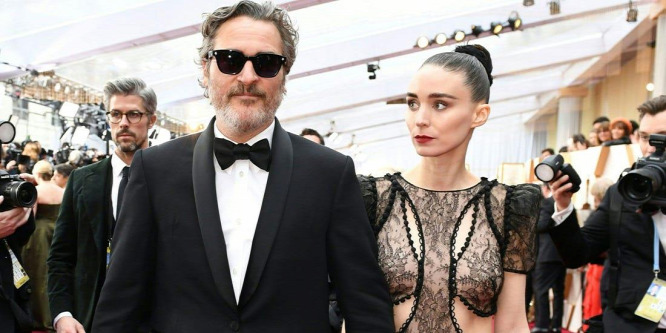 Megszületett Joaquin Phoenix és Rooney Mara első közös gyermeke