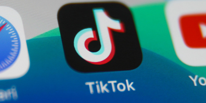 Sokkoló! A Tiktok legújabb sztárjának szinte bármi belefér hatalmas szájába- Videó