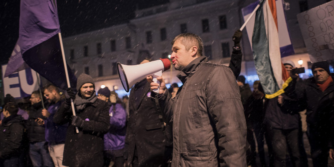 Tombolnak, gyalázkodnak és nagyon csalódottak a baloldali politikusok és háttéremberek, amiért Magyarország győzött Brüsszelben