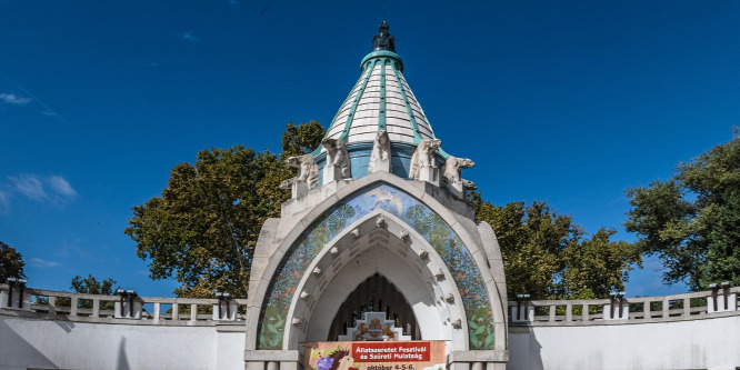 Örömhír! Orángutánbébi született a Budapesti Állatkertben