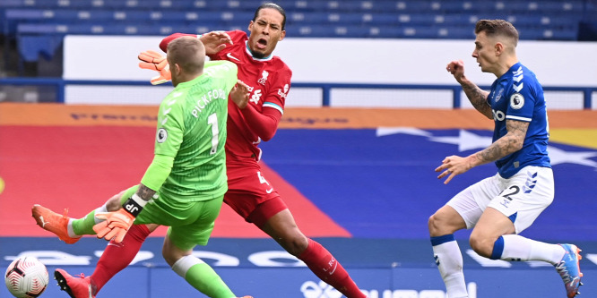 Meg kell műteni a Liverpool megsérült védőjét, Virgil van Dijkot
