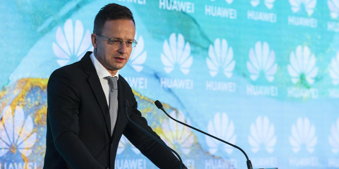 Óriási beruházást hoz Magyarországra a Huawei