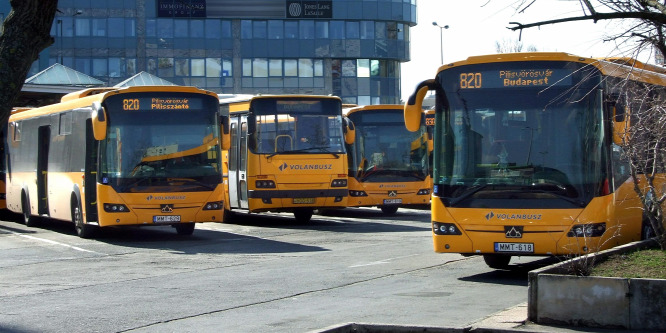 Elképeszt: Elkötött egy távolsági buszt a felvételen látható magyar férfi – Videó