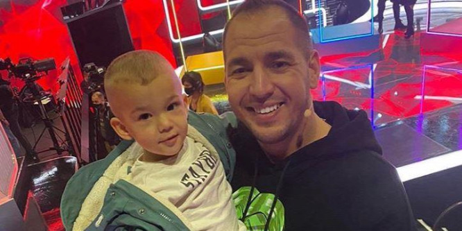 Curtis szerződést szegett: a TV2 nem hagyja annyiban a dolgot - Videó