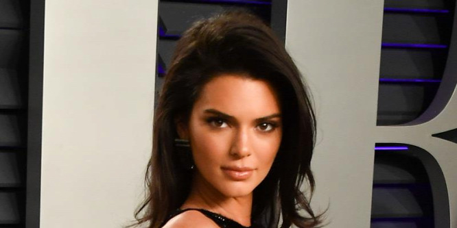 Kendall Jenner vad bőrszerkóba bújt: nagyon dögös - Fotó