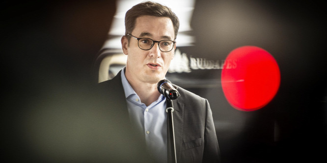Karácsonyék elrontották a reklámtendert, milliárdokat veszít a főváros