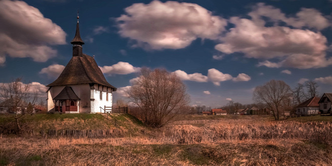 Lélek lakik ezekben a rejtőzködő ősi templomokban és romokban